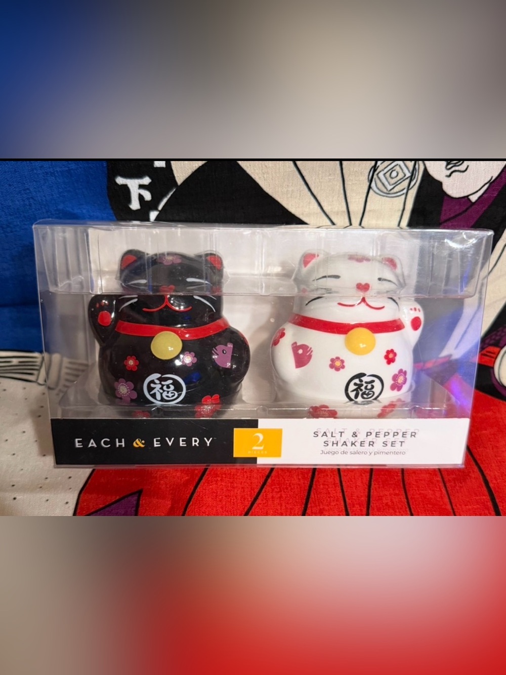 Lucky Fortune Maneki Neko Salt & Pepper Waving Cat Shaker Set Black & White NEW